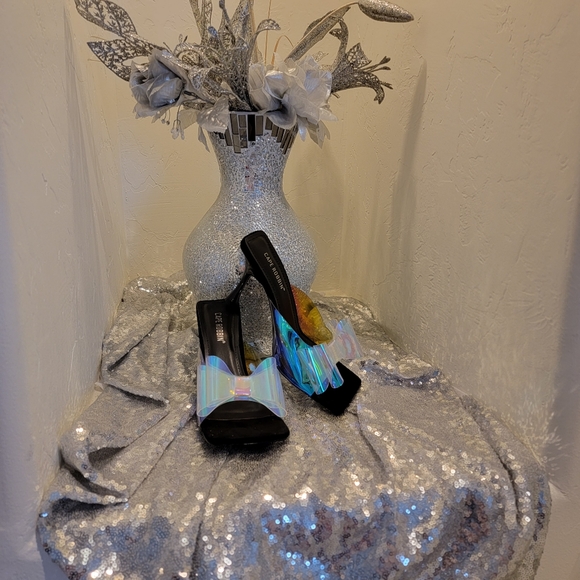 Brand New Sexy Iridescent Clear Bow Embellished Cinderella Mules - Picture 4 of 5